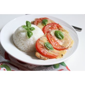   04.27. (Hétfő) -"A" Főétel - Caprese csirke steak jázminrizzsel