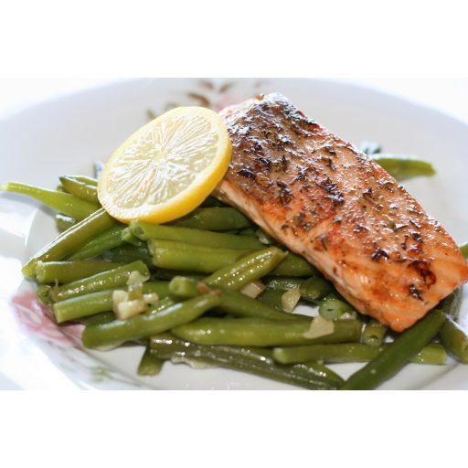 03.25. (Szerda) -"B" Főétel - Lazacderék grillezett zöldkörettel