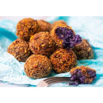   04.23. (Csütörtök) -"B" Főétel - Lilakáposzta ropogós, zöldséges kuszkusszal, fűszeres joghurt mártogatóssal